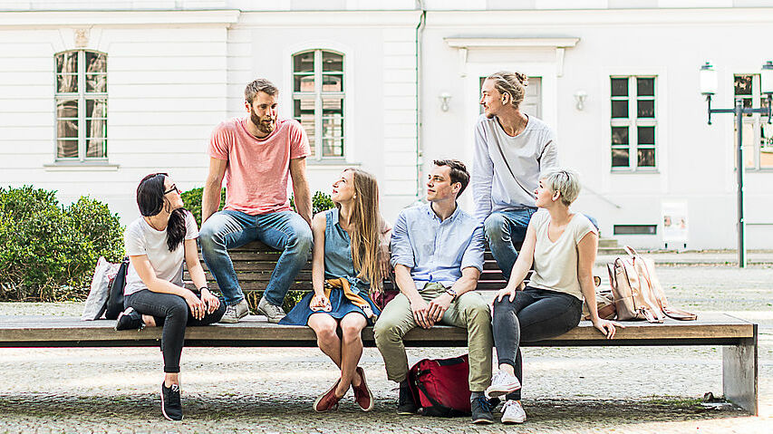 Schwerpunkte des IfAA in Lehre und Forschung